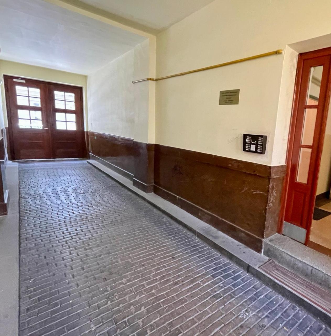 Urban Retreat I Modern Boho Apartments In Lovely Letna District - 10 Minutes From Old Town Prag Eksteriør billede