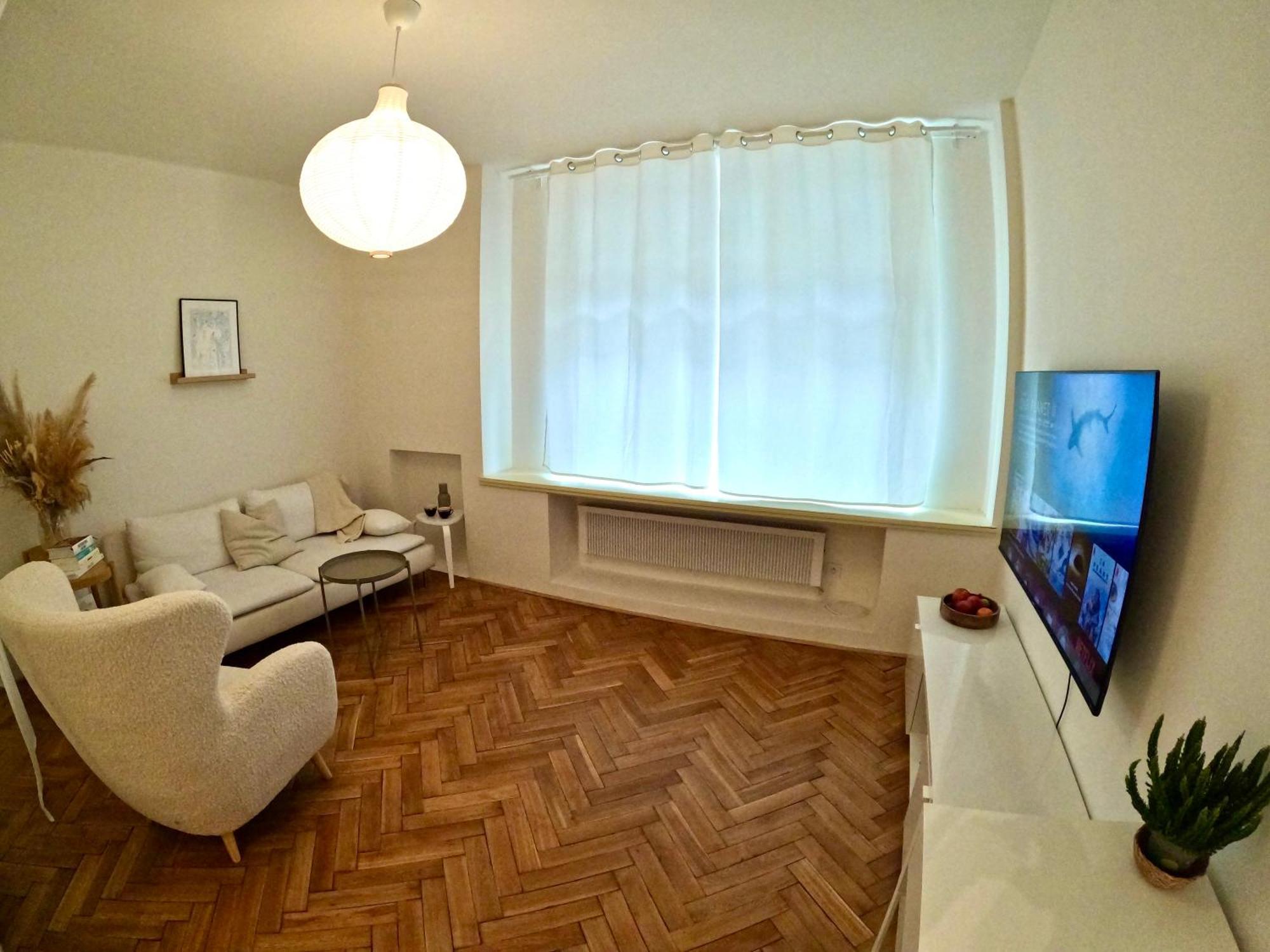 Urban Retreat I Modern Boho Apartments In Lovely Letna District - 10 Minutes From Old Town Prag Eksteriør billede