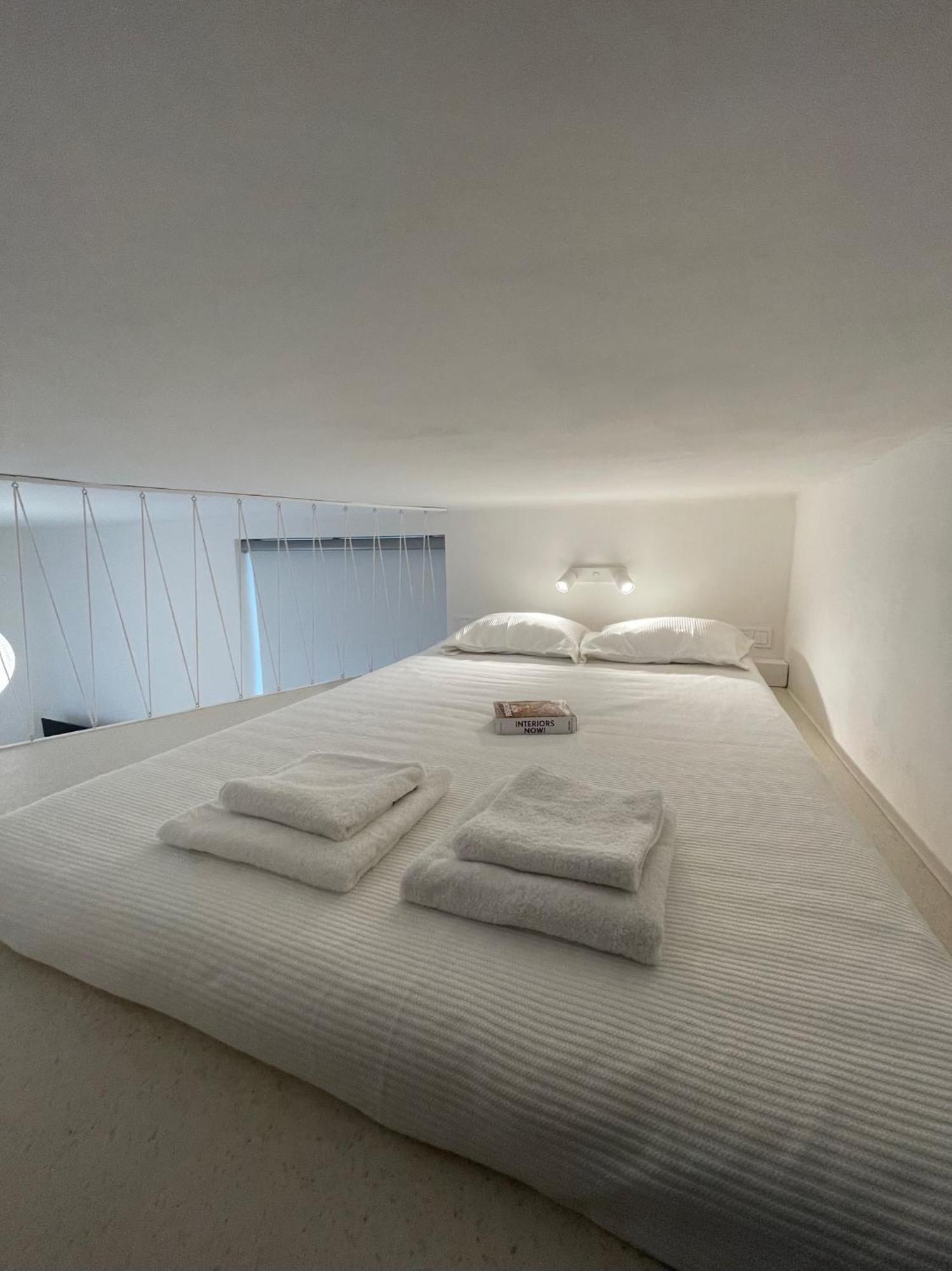 Urban Retreat I Modern Boho Apartments In Lovely Letna District - 10 Minutes From Old Town Prag Eksteriør billede